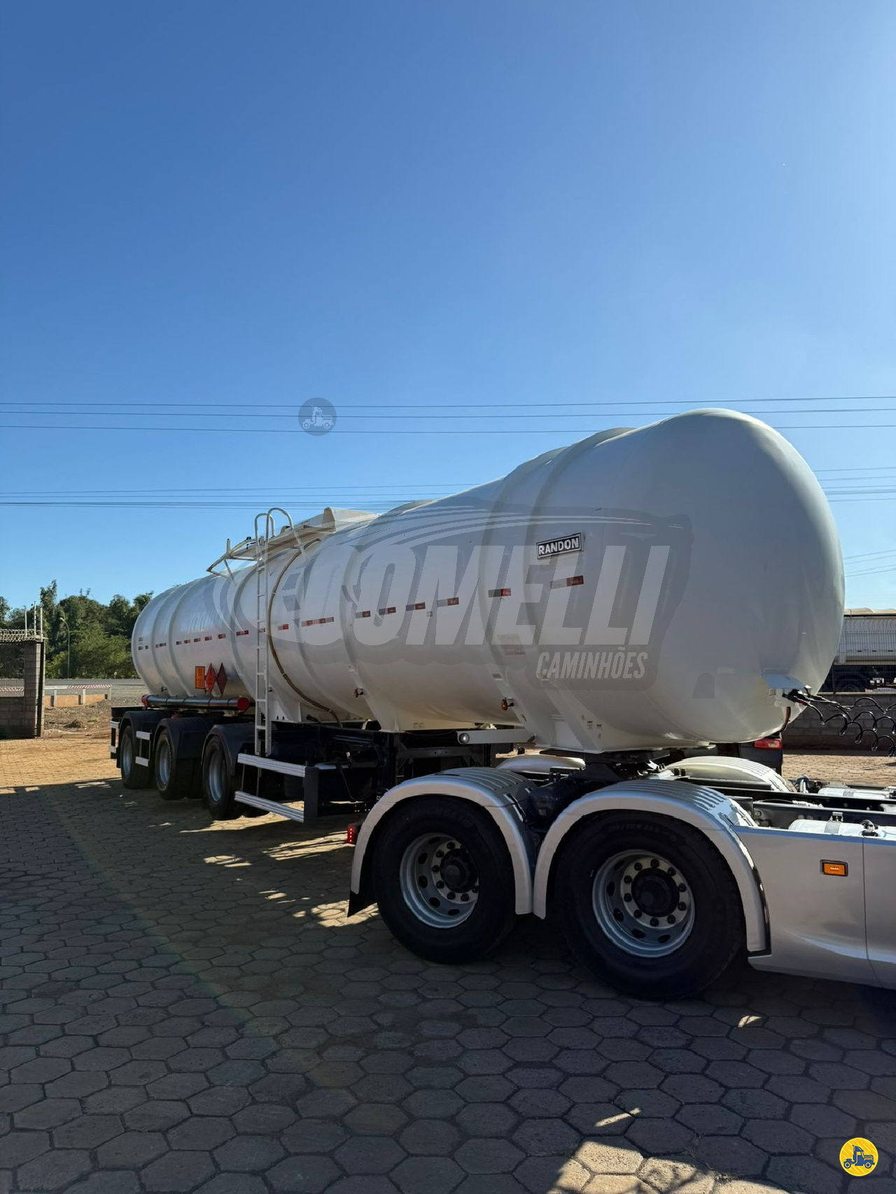 CARRETA SEMI-REBOQUE TANQUE AÇO Comelli Caminhões RIO VERDE GOIAS GO